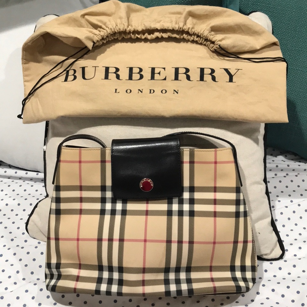 Burberry purse and wallet